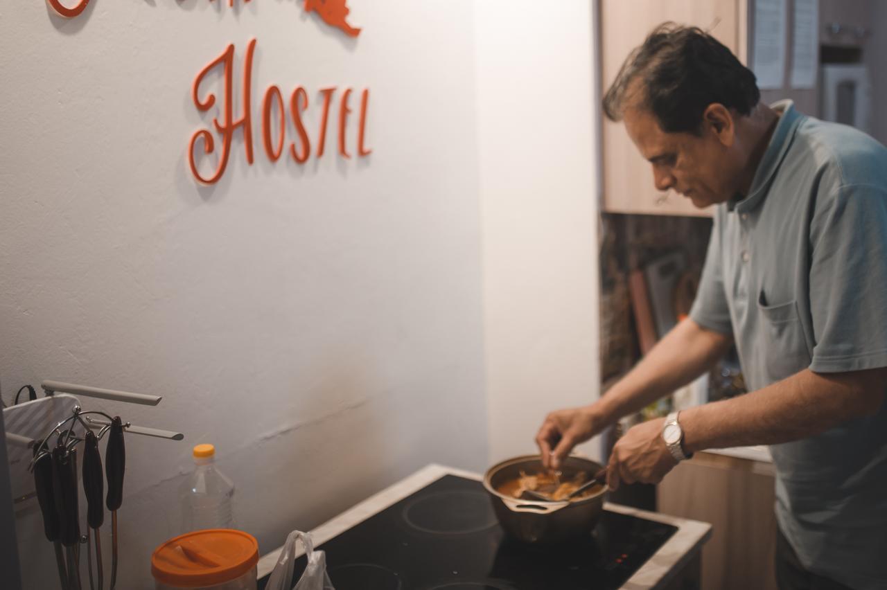Asia Hostel Almaty Bagian luar foto