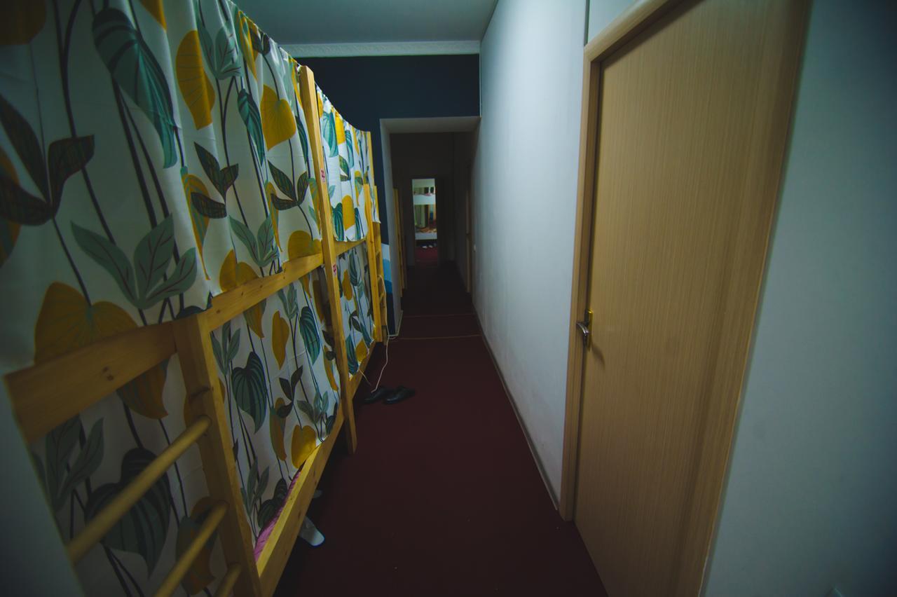 Asia Hostel Almaty Bagian luar foto